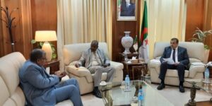 وزير الطاقة والمناجم يستقبل عضوين من غرفتي البرلمان عن ولاية بني عباس