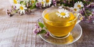 صحتنا في غذائنا.. هل شاي البابونج آمن للأطفال لعلاج السعال؟