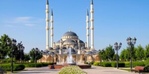 يا مَن يعتادُ المساجِد