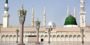 زيارة إلى بيت المصطفى