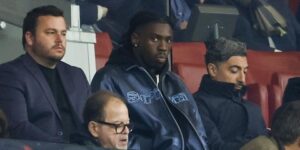 تمهيداً لانتقاله إلى أتلتيكو مدريد.. مويس كين يظهر في ميتروبوليتانو