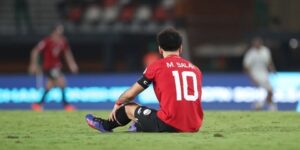 ليفربول: إصابة محمد صلاح تبين أنها أسوأ من التقديرات الأولى