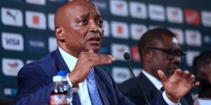 متمنيا أن يرى الجزائر تنظم منافسة كأس أمم إفريقيا.. موتسيبي يتوقع عودة الخضر إلى تصدر المشهد القاري