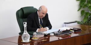 الرئيس تبون يوقّع مرسوما لاستدعاء الهيئة الناخبة يوم 9 مارس القادم