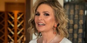 طارق الشناوي: اختيارات يسرا أصبحت غير موفقة