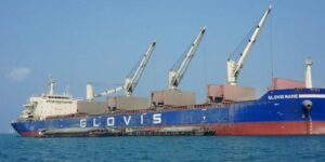 جمعية مراقبة الثروات تندد بتورط سفن أجنبية في نهب الفوسفات الصحراوي