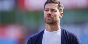 كلوب: تشابي مدرب متميز في الجيل المقبل من المدربين