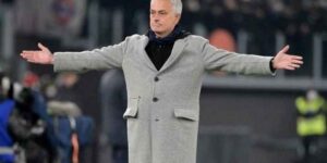 مدير الاتحاد الأوروبي ينتقد مورينيو من دون أن يسميه