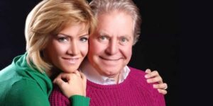 بعد سنوات من طلاقهما.. لقاء سويدان تتحدث عن علاقتها بحسين فهمي