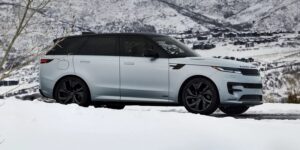 رنج روفر تكشف عن سبورت بارك ستي