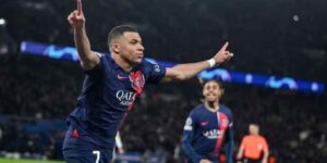 مبابي يتقدم خطوة جديدة وسط أساطير فرنسا