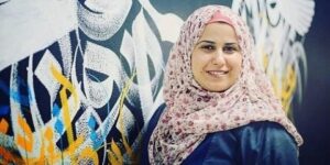 عبر مخرجة فيلم “خيوط حرير” الشهيدة ولاء سعادة.. تكريم السينما النسوية الفلسطينية