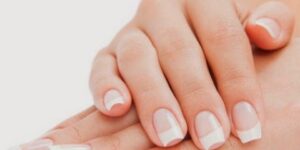 نصائح جمالية.. خدع جمالية ليدين أكثر شبابًا