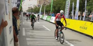 بينما أهدرت الجزائر القميص الأصفر.. حمزة ياسين يفوز بالمرحلة 6 لطواف الجزائر-2024