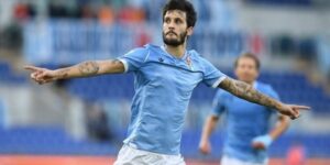 نابولي يفكر في التعاقد مع لويس ألبرتو