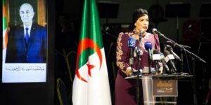 مولوجي تشرف على اختتام شهر التراث