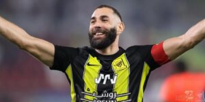 كريم بن زيمة سيكون حاضرا في لقاء الجزائر وغينيا