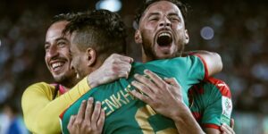 مولودية الجزائر تتوج بلقب البطولة بعد غياب دام 14 سنة 