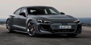 أودي تكشف عن RS e-tron GT Performance موديل 2025
