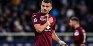 الكشف عن عرض نابولي لضم بونجورنو