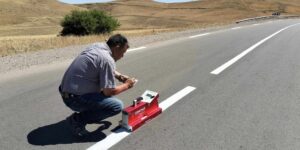 برجي: إتمام 13 طريقاً نوعياً في تيسمسيلت قبل 2025