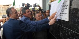 وزير الداخلية يقف على ظروف سير موسم الاصطياف بالجزائر العاصمة ويدشن عديد المرافق