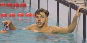 ضمن مشاركته في البطولة الفرنسية.. السباح جواد صيود يحرز الميدالية البرونزية