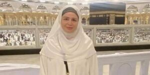 أبرزهم إلهام شاهين وهشام ماجد وصفية العمري.. مشاهير يؤدون مناسك الحج