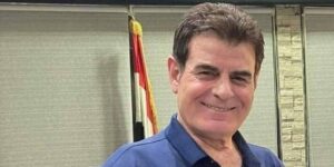 حزب “البعث” يعاقب نقيب الفنانين السوريين محسن غازي