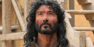 خالد النبوي يكشف سراً عن “أهل الكهف” وسبب تأخر عرضه