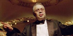 أشرف زكي يتقدّم ببلاغ إلى النائب العام لهذا السبب