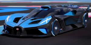 بوقاتي تستعد لتسليم بولايد وميسترال للعملاء