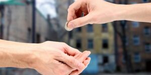 سؤال وجواب.. ما هو فضل إخفاء الأعمال الصالحة ؟