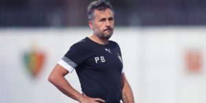 بوميل يستقر على التشكيلة الأساسية لنهائي الكأس