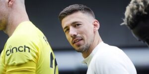 لونغليه ينجح في إبهار مُدربه هانز فليك