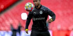 وكيله يكشف: موكوكو يرغب في ترك بوروسيا دورتموند