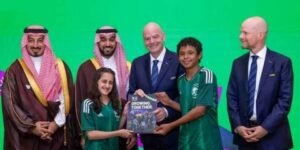 كأس العالم 2034.. السعودية تسلم ملف الترشح لاستضافة الحدث