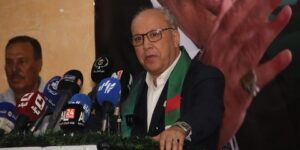 ياحي يؤكد أنّ المترشح الحر تبون هو “رجل التوافق”