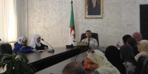 خلية يقظة لتفادي الانسداد في قنوات الصرف ببئر توتة