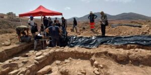 بالقرب من شاطئ “بئر المالح” بتلمسان.. العثور على أسوار مدينة قديمة