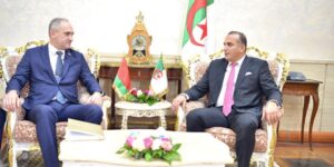 الجزائر وبيلاروس تتباحثان سبل تعزيز التعاون