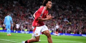 زيركزي: مان يونايتد نادٍ كبير ومعه يجب أن تسعى دائمًا للأفضل