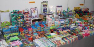 معارض تجارية لكسر أسعار الأدوات المدرسية