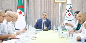 تعديل موعد انطلاق الرابطة المحترفة الأولى