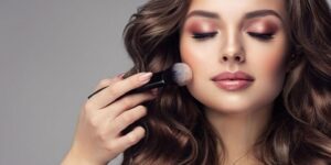 نصائح جمالية.. نصائح أساسية يجب على كل امرأة معرفتها عند وضع الماكياج