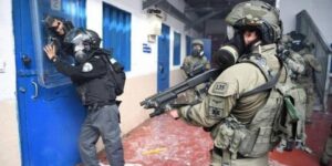 “حماس” تندد بانتهاكات الاحتلال بحق الأسرى الفلسطينيين.. يواجهون “سياسة القتل العمد”