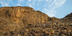 وقفات مع عام البعثة