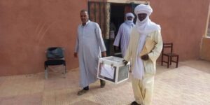 رئاسيات: انطلاق غدا الاربعاء عملية الاقتراع عبر المكاتب المتنقلة بولايات جنوب الوطن