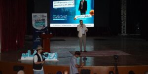 قافلة “شاب فكرة” تنظم جلسة 100 دقيقة من الإيجابية