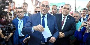 مرشح حمس.. حساني شريف: الشعب الجزائري أمام استحقاق رئاسي هام بالنسبة لمستقبل البلاد